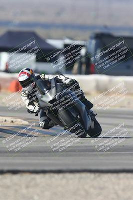 media/Sep-20-2025-Race Pace (Sat) [[d4e1b33f4d]]/Verified/Turn 2 (920am)/